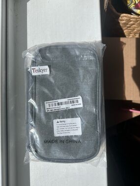Teskyer Gray Travel Electronics Cable Organizer Pouch